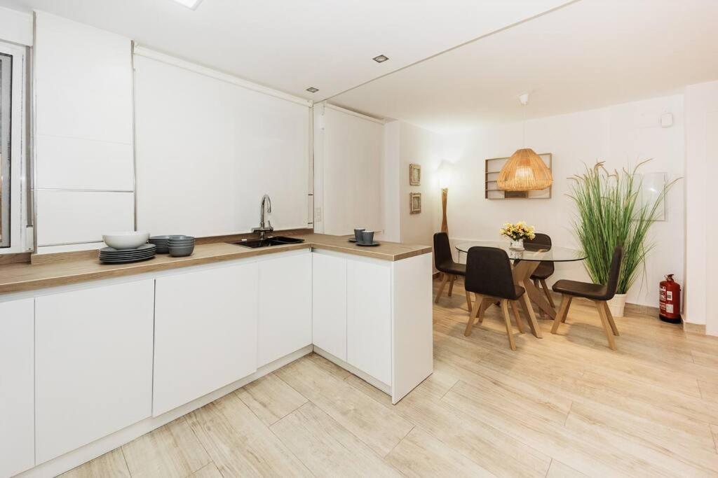 Apartment Modern First Line Almunecar
